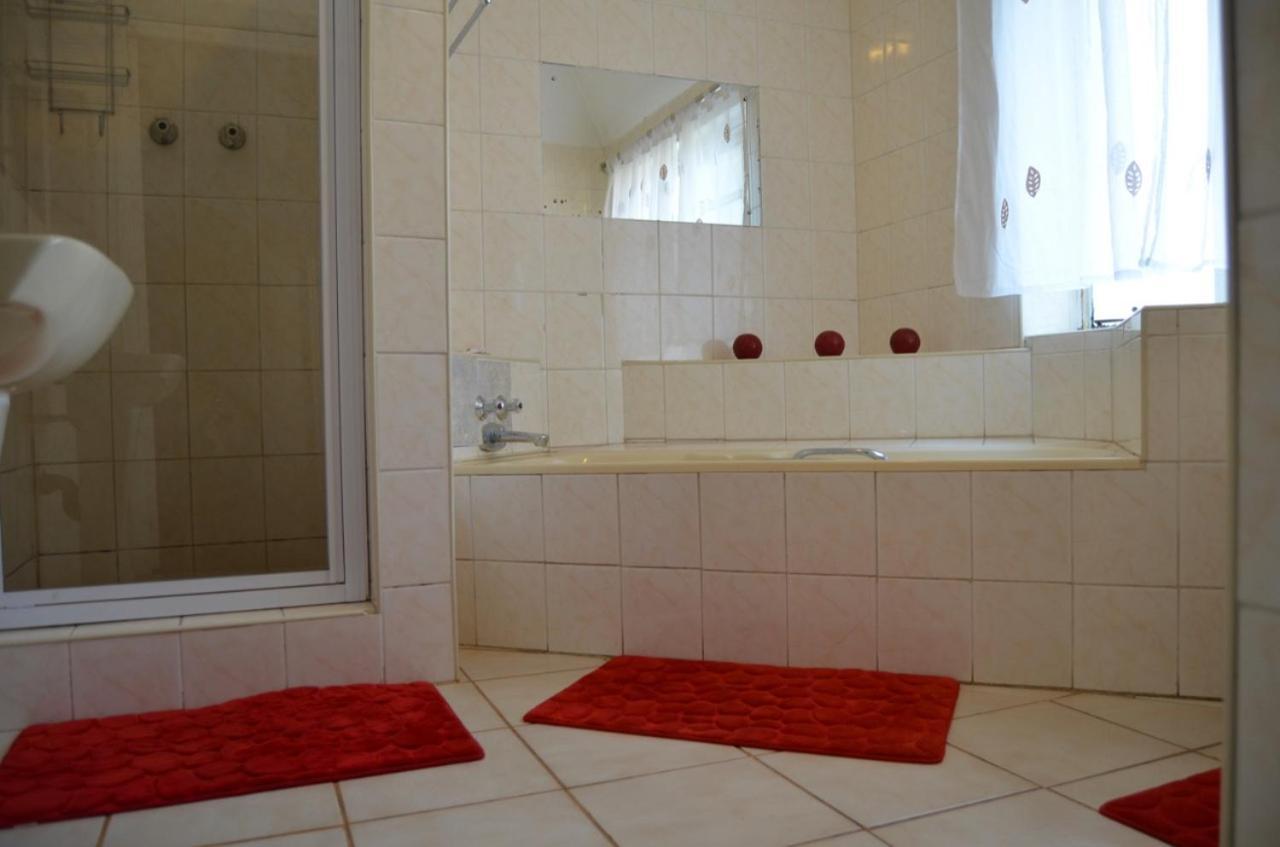Sondela Bed & Breakfast Aliwal North Ngoại thất bức ảnh