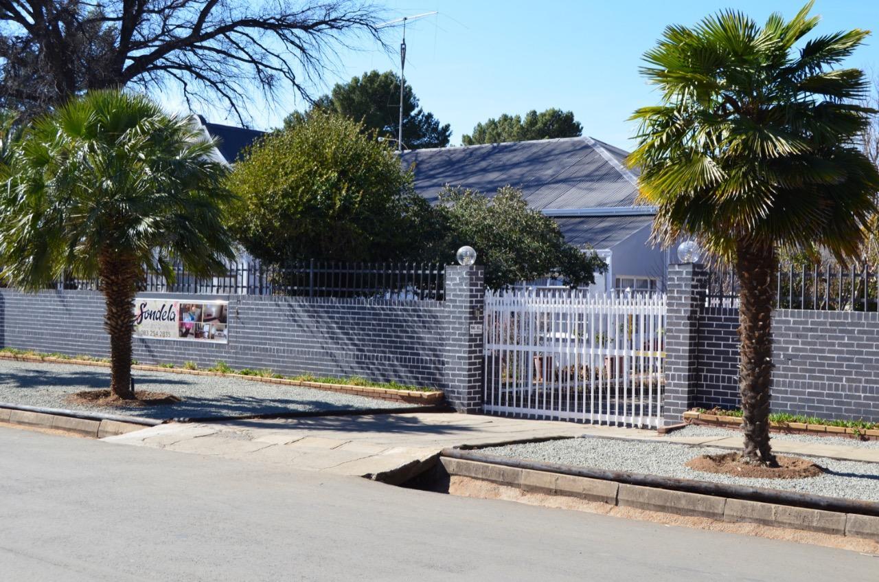 Sondela Bed & Breakfast Aliwal North Ngoại thất bức ảnh